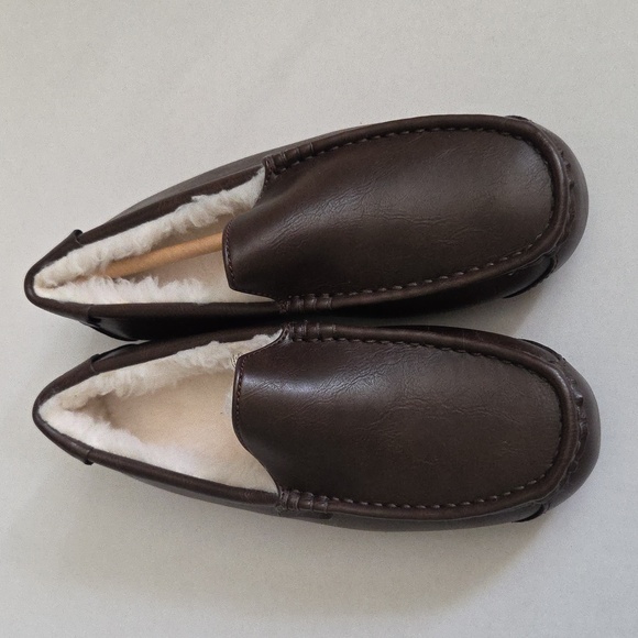 Koolaburra by UGG Men\'s Tipton Smooth Slippers, Size: 9, Brown main image 5